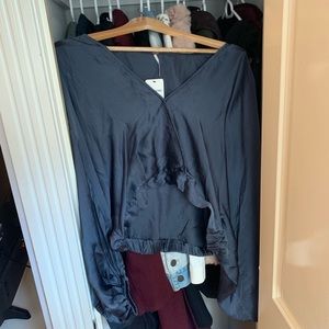 🌟SALE - MAKE OFFERS🌟 NWT Free People Flowy Top